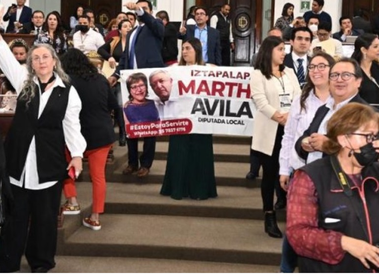 Martha Ávila prefiere litigios, no debates