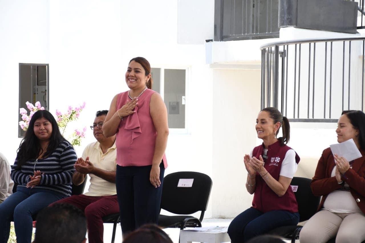 Jefa de Gobierno y Alcaldesa entregan unidad habitacional en Tláhuac