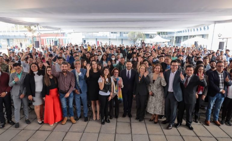 Alcanza 47 mil estudiantes la Universidad Rosario Castellanos