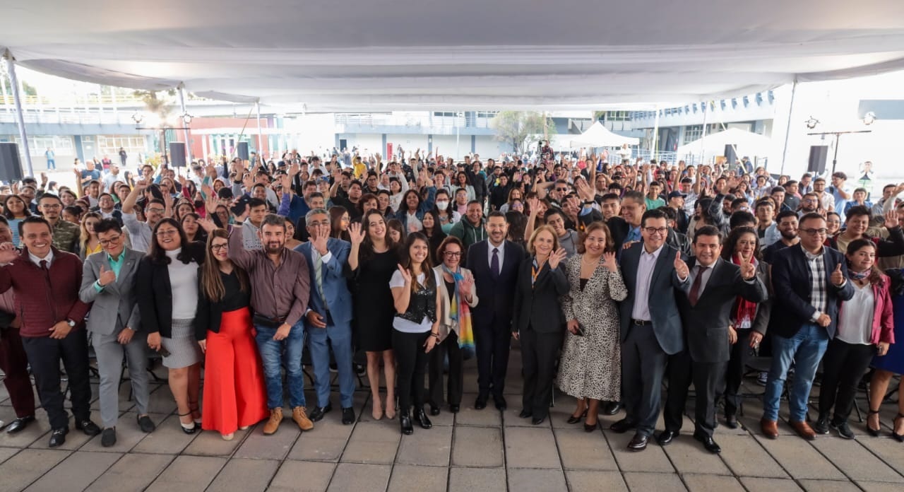 Alcanza 47 mil estudiantes la Universidad Rosario Castellanos