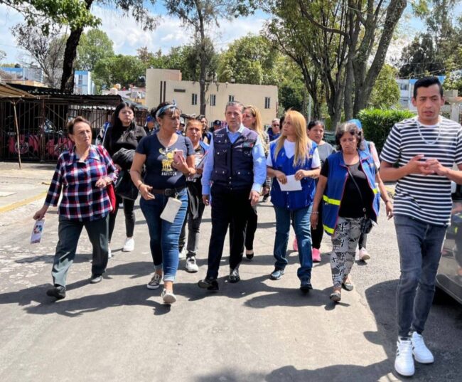 Encabeza Giovani Gutiérrez jornada de servicios urbanos en Coyoacán