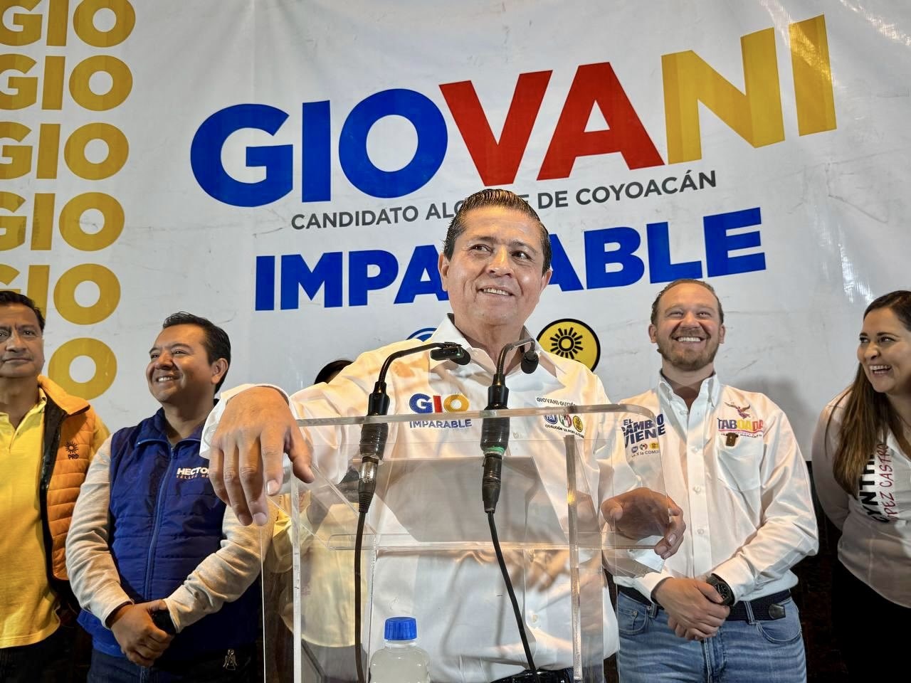 Arranca ‘El Imparable’ Gio campaña por reelección con 18% de ventaja