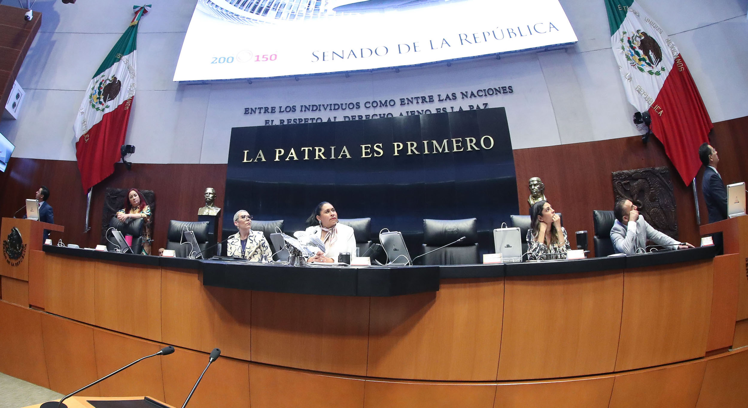 Parlamentos de 10 países se suman a celebración del Bicentenario del Senado mexicano