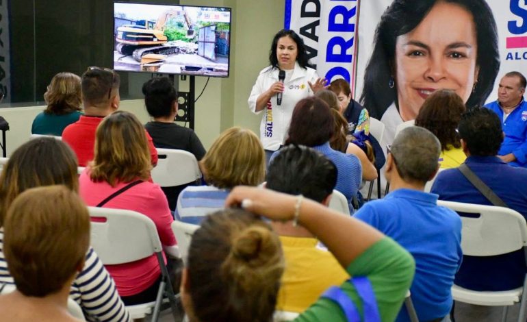 La candidata a la alcaldía de Azcapotzalco por el PAN, PRI y PRD, Margarita Saldaña Hernández, reiteró este miércoles el compromiso de su administración con el fortalecimiento del sistema educativo local. FOTO: Especial