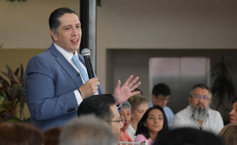 De cara a las elecciones del próximo 2 de junio, los candidatos queman sus últimos cartuchos en la recta final de sus campañas. En este panorama de juego de números en las encuestas y eventos masivos, CDMX Magacín recabó las apreciaciones de Luis Mendoza, aspirante de la coalición Va por la Ciudad de México en la alcaldía Benito Juárez, territorio caracterizado por los colores del PAN. FOTO: X / Luis Mendoza