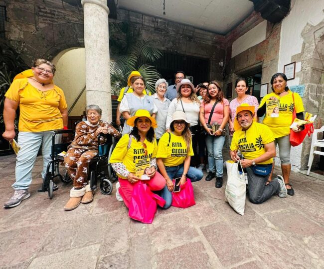 Visita Rita Cecilia hogar de Ancianos Nuestra Señora de Guadalupe