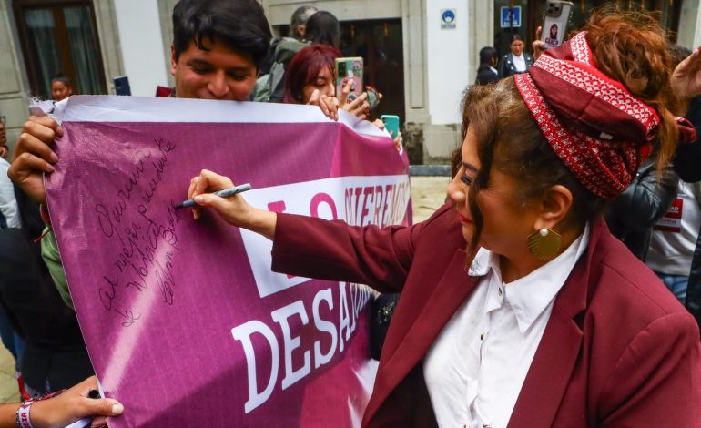 Le cayó como anillo al dedo a Clara Brugada la señal que recibió desde Palacio, de que al menos el primer mes posterior a las elecciones guardara un perfil público muy bajo para permitir que solamente figurara Claudia Sheinbaum, la virtual presidenta electa. FOTO: X / Brugada