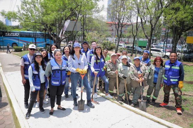 Con la meta de sembrar 4 mil árboles, Lía Limón encabeza jornada de reforestación en Álvaro Obregón