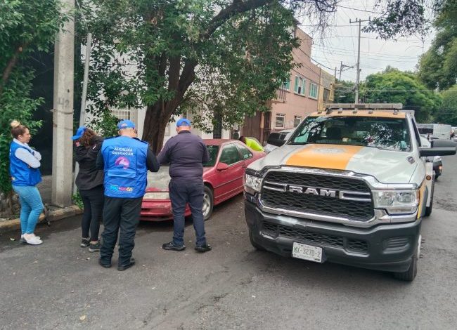 Logra Coyoacán retiro de casi 3 mil autos chatarra