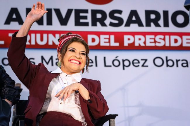 Conmemoran el sexto aniversario del triunfo de AMLO