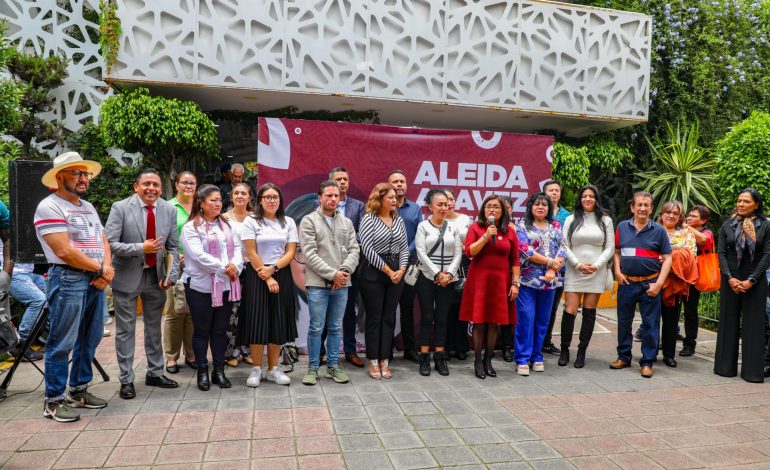 Aleida Alavez Ruiz, alcaldesa electa de Iztapalapa, sostuvo una reunión con el actual alcalde de la demarcación, Raúl Basulto Luviano, para dar inicio formal de los trabajos del Proceso de Entrega - Recepción de la Alcaldía. FOTO: Especial