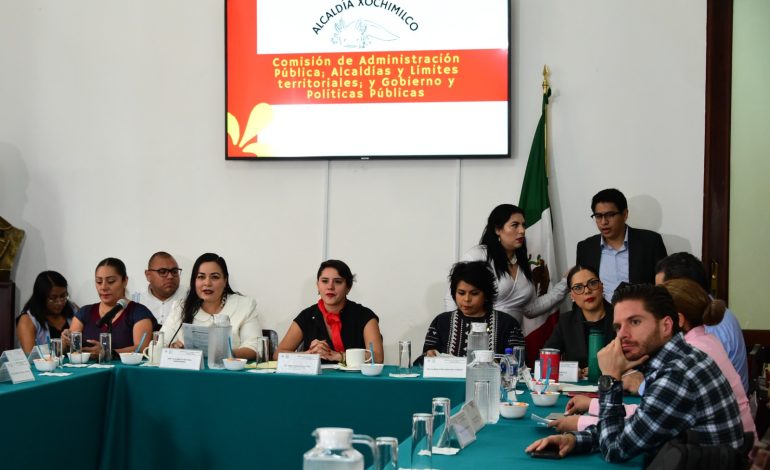 La legisladora Daniela Gicela Álvarez Camacho (PAN) preguntó por las acciones implementadas para solventar las observaciones no atendidas por la Auditoría Superior de la Federación, los mecanismos implementados para garantizar principios de legalidad, transparencia y eficiencia en futuras contrataciones y obras públicas, así como el estatus del proyecto Utopía.