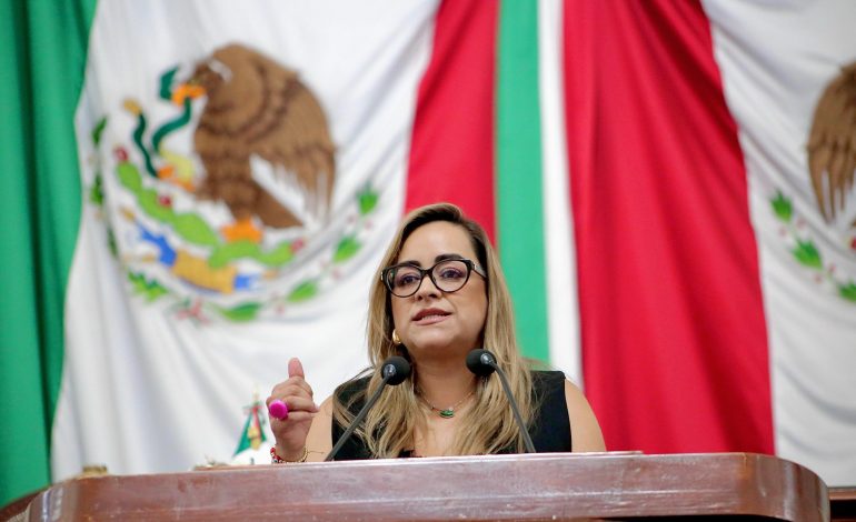 De acuerdo con datos de la Organización Mundial de la Salud, el tabaco mata a más de 8 millones de personas al año. Más de 1.3 millones de esas muertes corresponden a personas no fumadoras expuestas al humo ajeno. De ellas, 65 mil son niñas y niños. FOTO: