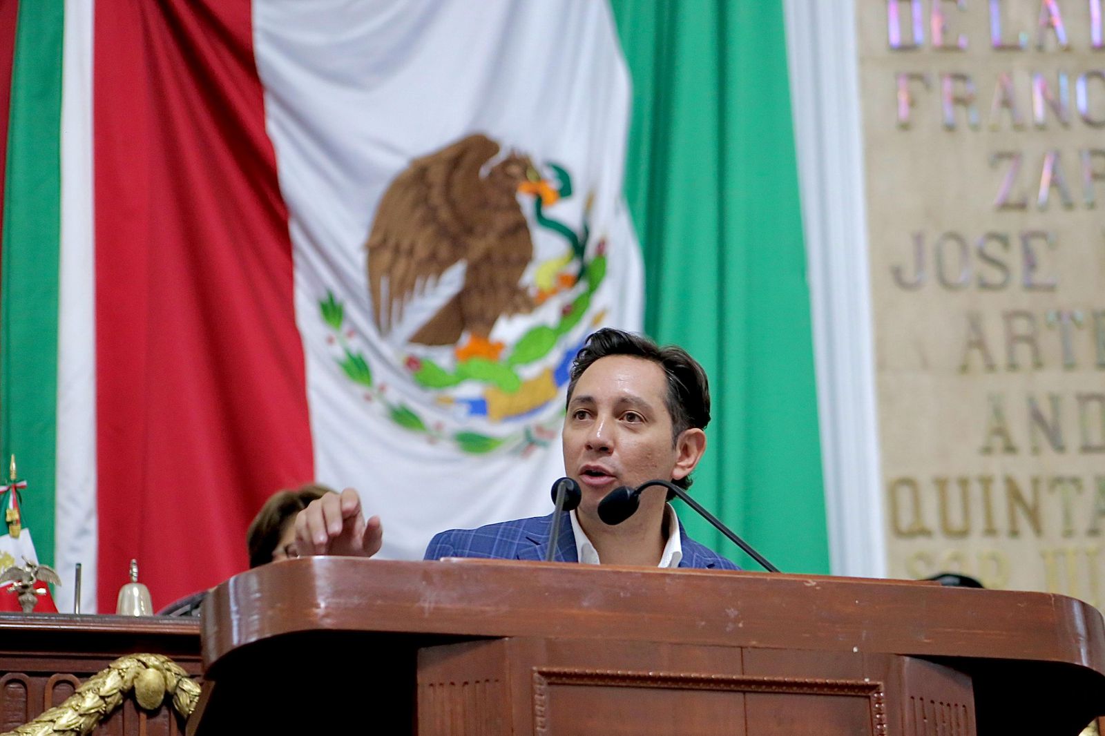 Federico Chávez exige sancionar corrupción millonaria de Acosta en Xochimilco