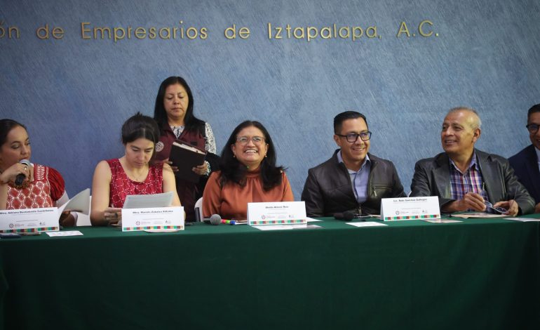 El Bando Número 5, aprobado por el Consejo de la alcaldía, permitirá fortalecer y orientar con mayor visión la planificación urbana hacia un modelo de desarrollo económico basado en criterios de responsabilidad ambiental, sostuvo la alcaldesa Aleida Alavez Ruiz.