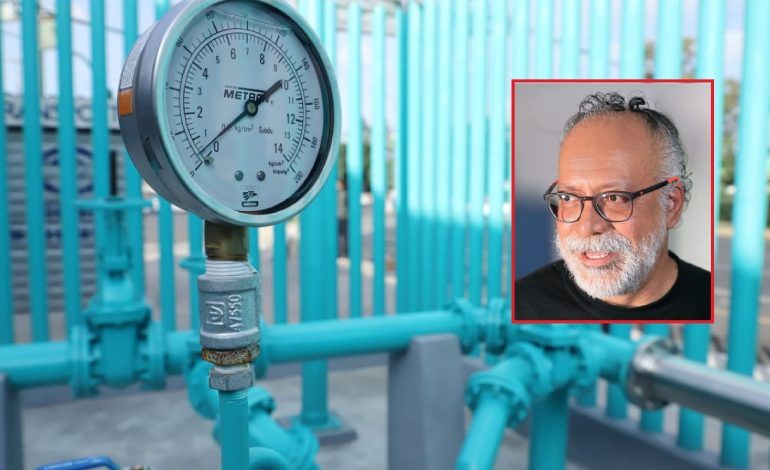 Por más de 400 años hemos extraído agua del subsuelo de la Ciudad de México, por lo que es necesario tener un plan integral para que el agua de lluvia pueda ser reinsertada y así evitar que se siga inundando la capital, apunta Roberto Constantino Toto, coordinador de la Red de Investigación en Agua de la Universidad Autónoma Metropolitana (UAM). FOTOS: UAM / Especial