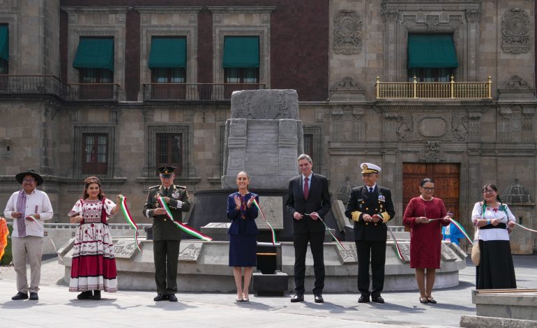 Al participar en la conmemoración de los 700 años de la Fundación de México-Tenochtitlán, la jefa de Gobierno, Clara Brugada Molina aseguró que el legado de la civilización mexica sigue vivo en la historia, la cultura y la memoria colectiva del pueblo mexicano. FOTO: Especial