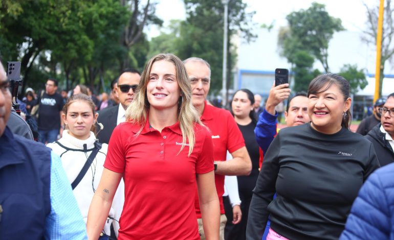 La cancha del Deportivo Reynosa fue transformada en un espacio seguro, accesible y de calidad, diseñado para promover el deporte, la educación y el desarrollo integral de la niñez y juventud en Azcapotzalco y zonas aledañas. FOTOS: Especial