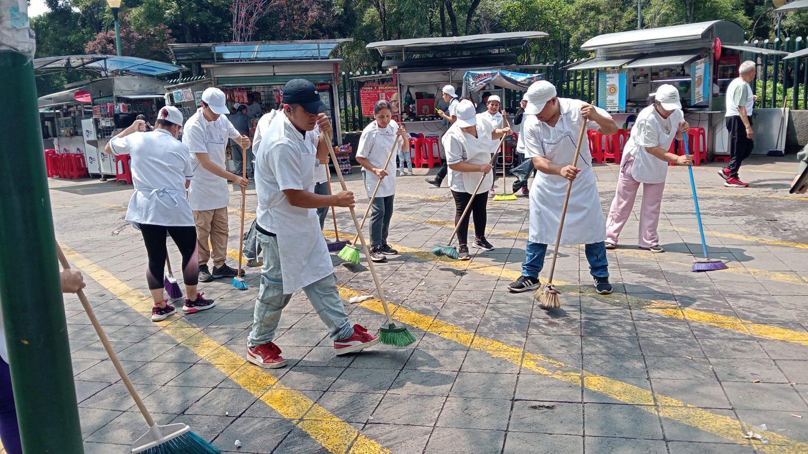 Comerciantes de vía pública y Alcaldía BJ recuperan espacios en colonia Nonoalco
