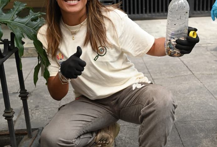 Este fin de semana, la alcaldesa Alessandra Rojo de Vega encabezó una jornada de recolección y limpieza en la vía pública, que recorrió varios kilómetros en calles de las colonias Juárez, San Rafael, Tabacalera y Cuauhtémoc, terminando en la explanada del Monumento a la Madre. FOTO: Especial