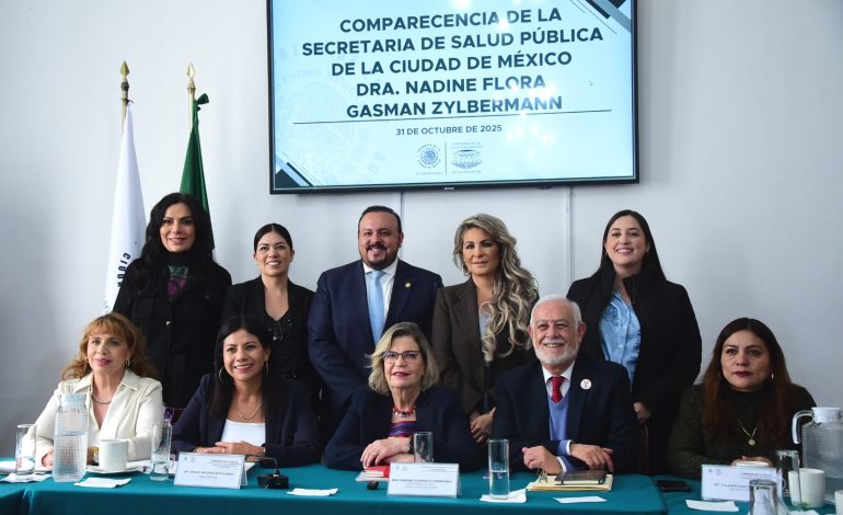 La diputada Nora Arias Contreras preguntó sobre la periodicidad en la aplicación de la vacuna del papiloma humano a menores de edad; las cifras de reconstrucciones mamarias y en qué hospitales se realizan, las acciones de detección de cáncer de ovario y dónde se aplican; y ampliar la información de la voluntad anticipada.